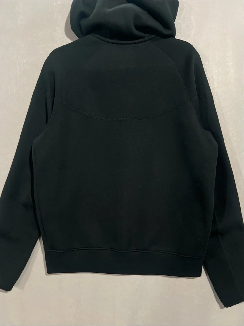 Nike Sportswear Tech Fleece Men’s Medium Black Full-Zip Hoodie FB7921-010
